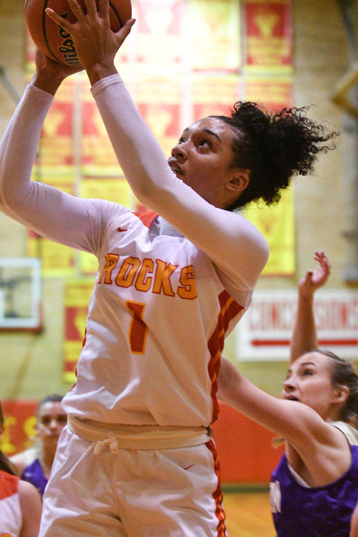 112318-rockyhoops-gb-003a.JPG